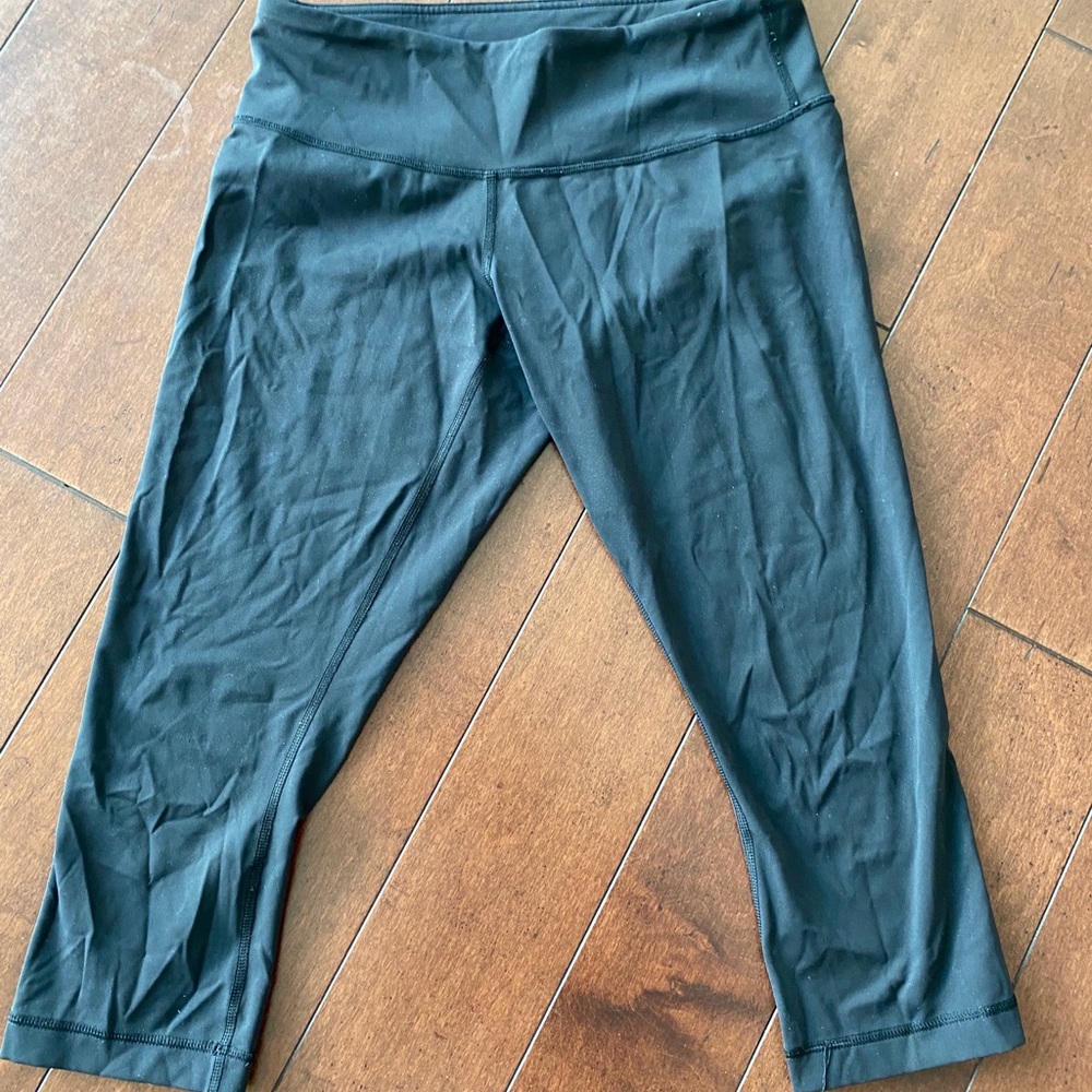 Lululemon WUNDER Under Crops (3/4).